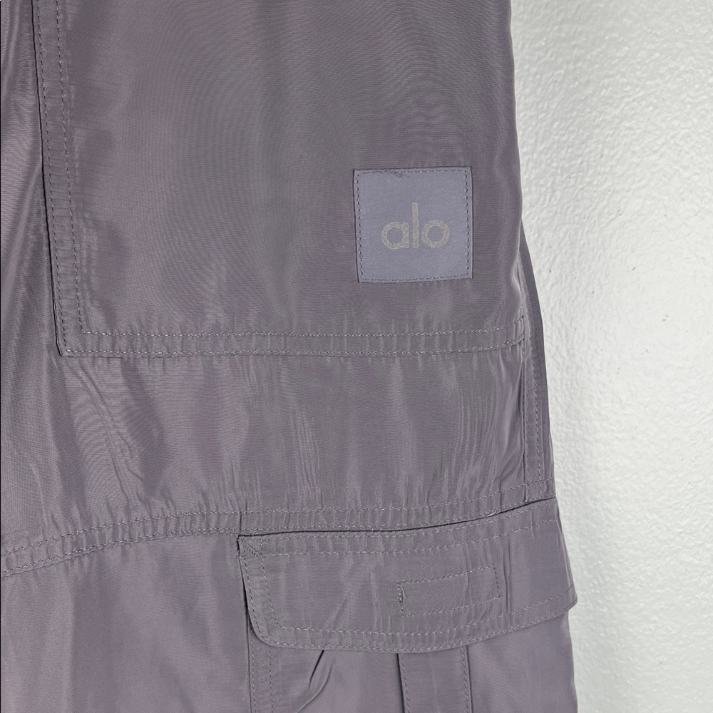 ALO Yoga High waist Ski Moto Puffer Pant fog gray - Picture 7 of 15